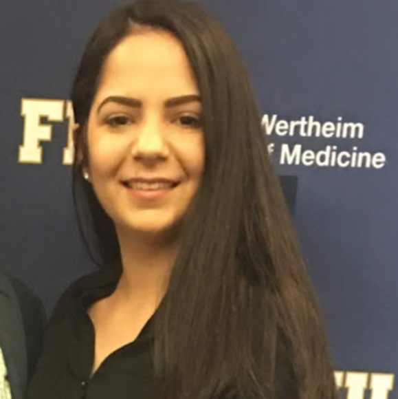 Meet your Posher, Emily - Picture 1 of 1